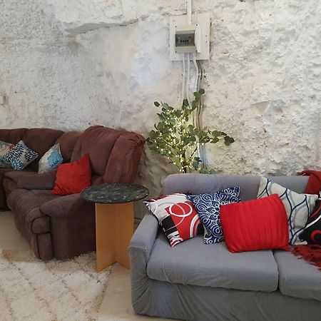 Fossickers Den Dugout Accommodation White Cliffs Экстерьер фото